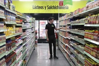 Pasillo del supermercado estadounidense en Escobedo. | Leonel Rocha