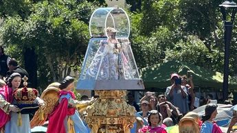 Virgen de Zapopan llegando a la Basílica / Marilú Tovar