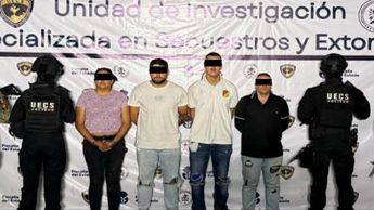 Andrés Felipe ‘N’, Yahir Franco ‘N’ y Hosnader Alfredo ‘N’, y Jennifer Yessica ‘N’ detenidos por extorsión | Fiscalía del Estado de Jalisco