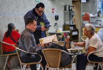 Restauranteros prevén un repunte en ventas de hasta el 30 por ciento por fechas como el Día de las Madres / Melanie Torres