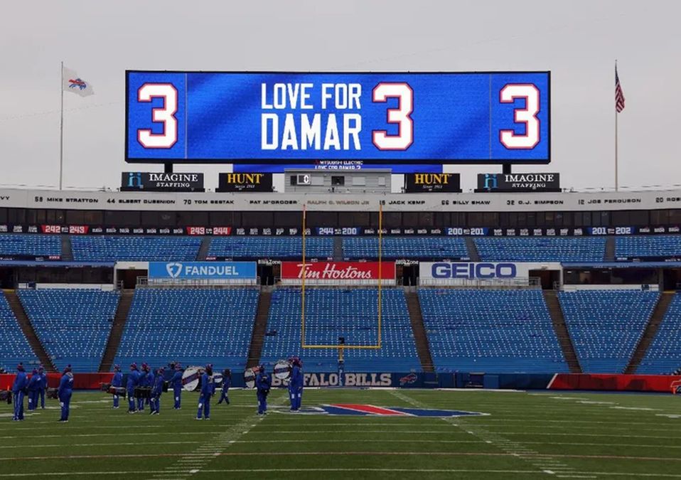 Damar Hamlin es dado de alta del hospital de Cincinnati y de regreso a Buffalo
