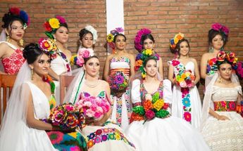 Vestidos de novia con bordados huastecas de Gregory Redondo / Wendy Salazar