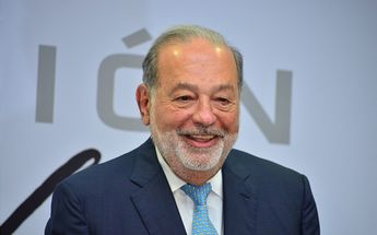 Carlos Slim otra vez queda fuera del top 10 de más ricos del mundo