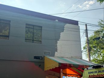 Fachada de la vivienda en la que trabaja el pintor | Telediario
