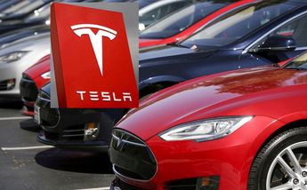 Tesla produce más de 440 mil vehículos electritos / Archivo