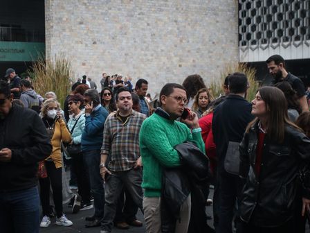 Los ciudadanos deben permanecer en calma en lo que termina el sismo | Cuartoscuro