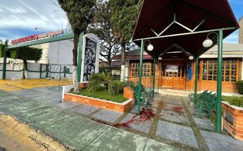 Exterior del restaurante en donde ocurrió la balacera / Karla Victoria Rodríguez