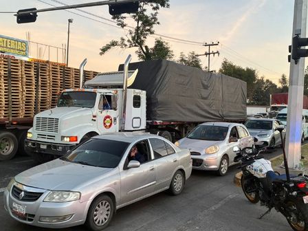 La Ciudad de México y Estado de México presentan comp0licaciones viales por manifestación de piperos. | Juan Camacho