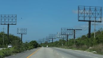 Espectaculares Quintana Roo