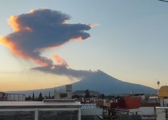 Popocatépetl lanza intensa fumarola | Especial