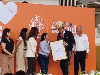 Los 30 menores participantes recibieron reconocimientos por su esfuerzo | Telediario