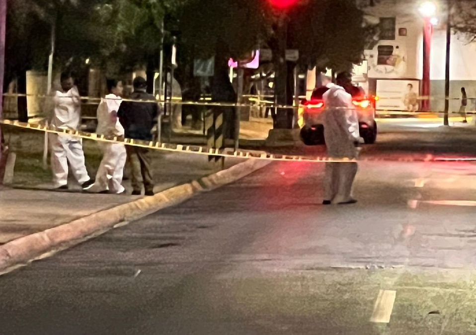 Antes de ser asesinado a balazos, conductor hiere a uno de sus agresores en San Nicolás. | Mayte Villasana