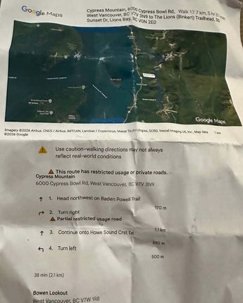 Los excursionistas eran guiados por un mapa impreso de una ruta de Google Maps. | Lions Bay Search and Rescue