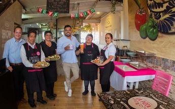 Personal del restaurante La Pizca / Melanie Torres