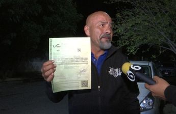 Agentes de la Guardia Nacional le quitan su automóvil, presuntamente tiene reporte de robo.