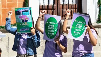 Activistas de Tlaxcala celebran la despenalización del aborto avalada por la SCJN | Es Imagen