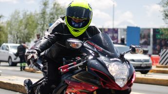 Una vez publicada la reforma en el Diario Oficial del Estado, motociclistas tendrán nueve meses para atender las nuevas disposiciones / Es Imagen