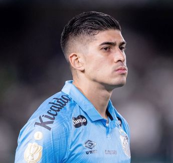 El jugador llega procedente del Santos de Brasil, con un contrato por 3 años | Adonis Frías vía Instagram