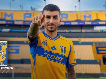 Ángel Correa ya conoció el Estadio Universitario, donde disputará la siguiente temporada / @TigresOficial