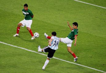 El gol épico de Maxi Rodríguez dejó fuera a México de Alemania 2006 | FIFA