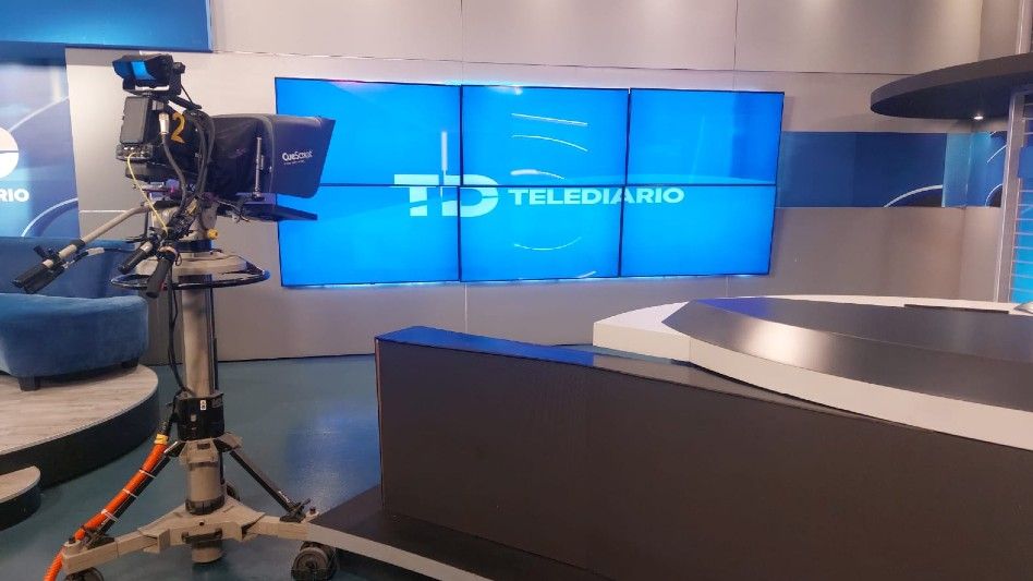 Telediario Laguna te ofrece la multiplataforma de conectarte con las noticias más relevantes desde la televisión, radio y web.