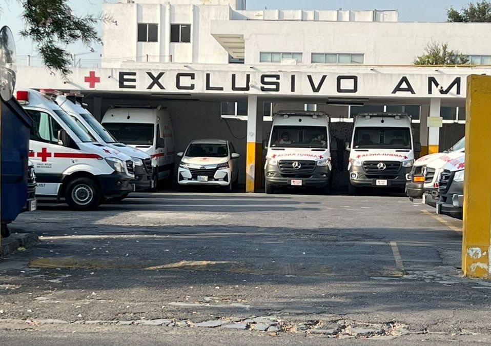 Matan a balazos a una mujer y hieren a otra en estacionamiento de la Cruz Roja en Monterrey. | Mayte Villasana