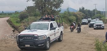 La policía se dio cita en el lugar luego del reporte de una mujer que dijo haber notado un cadáver / Daniel Hernández