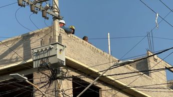 Al lugar llegó personal de la CFE