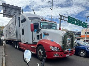 Los peregrinos viajaban en un tractocamión que no sufrió daños visibles / Especial