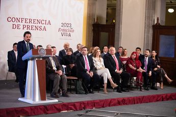 Zoé Robledo, director del IMSS y los 23 gobernadores de Morena. | Cortesía