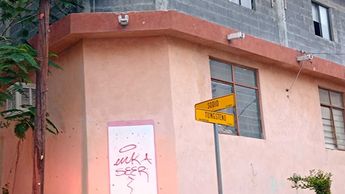 Impactos de armas de fuego sobre la pared de una vivienda en la colonia San Pedro 400. | José Luis Marroquín