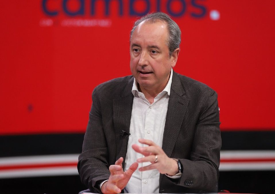 Carlos Garza dijo que espera reunirse con Coparmex para convencerla de que el recurso irá etiquetado para rubros de seguridad. | Roberto Alanís