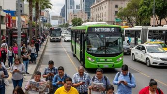 El aumento a las tarifas del transporte público afectará al bolsillo de los usuarios. | AI Studio
