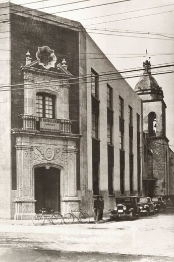 Calle de Ocampo en 1933.| Foto: México Fotográfico de fototeca del Archivo Municipal de Saltillo.