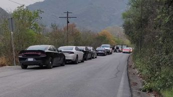 Movilización de autoridades por cateos en Santiago. | Agustín Martínez