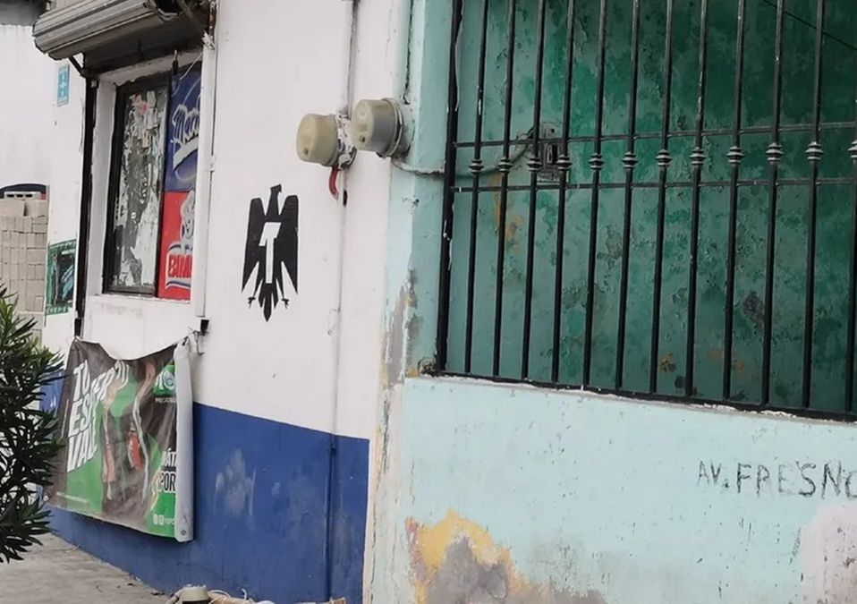 Hombre se niega a ser asaltado y lo atacan con cuchillo en Juárez, NL