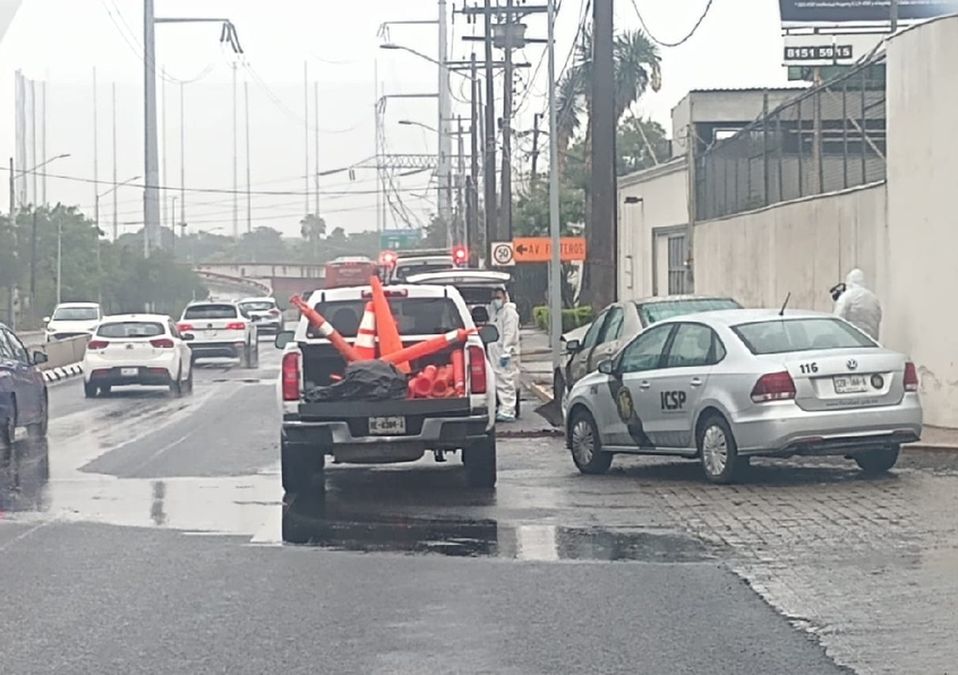 Padres presuntamente ebrios chocan en avenida Morones Prieto y muere su bebé. | Fabricio Gallegos