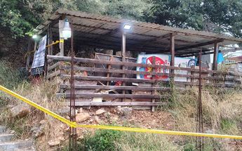 La casa se ubica cerca de donde asesinaron a los policías. | Especial