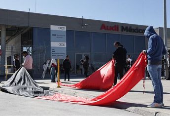 Trabajadores de Audi Puebla en huelga / Agencia Es Imagen