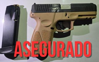 La Fiscalía mexiquense aseguró el arma que presuntamente usó el ‘Chiapaneco’ para matar a personas dentro de auto en Nezahualcóyotl | Fiscalía Edomex
