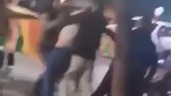 Se desata pelea callejera en plena peregrinación de la Virgen de Guadalupe en Torreón