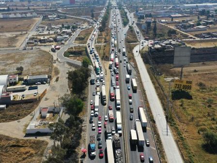 La autopista México-Puebla es considerada una de las vialidades más inseguras del país / Es Imagen