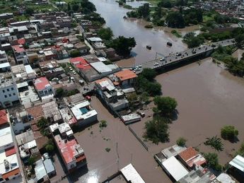Vista aérea de inundaciones en Ayotlán, Jalisco. | Protección Civil y Bomberos