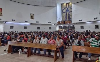 Desde el jueves en la noche, laguneros acudieron a la Parroquia de San Judas
