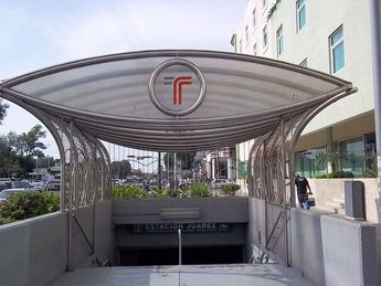 La estación de Juárez adémas de permitir el cambio de andén también conecta hacia otras direcciones | Redes sociales