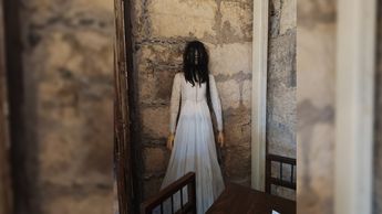 El vestido pudo haber pertenecido a alguna de las víctimas del homicidio.| Mauricio Lavín