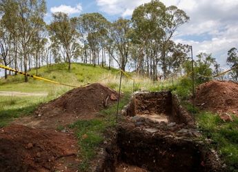 Hallan piezas arqueológicas en el cerro de Amalucan / Archivo Andrés Lobato