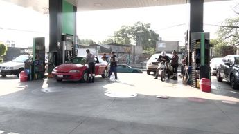Trabajadores de una gasolinera en Tlalnepantla denuncian ser víctima de robos