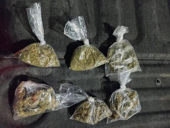 Dosis de droga aseguradas a los detenidos. | Cortesía