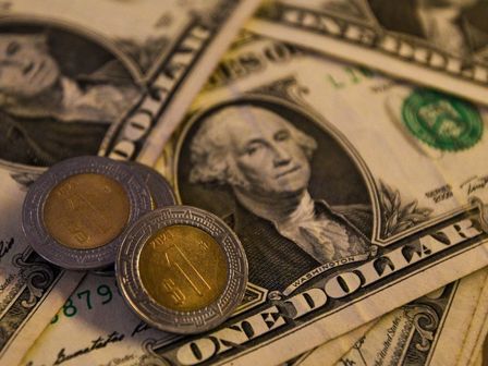 El valor del peso mexicano cambia diariamente frente al dólar | Cuartoscuro